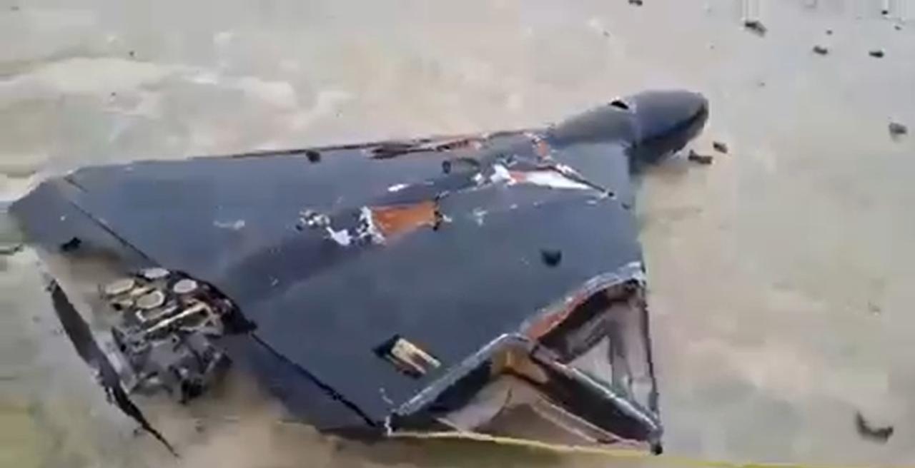 首次确认在伊朗格什姆岛击落一枚美国卢卡斯巡飞弹的画面。这是美国针对“沙赫德-13