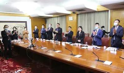 瓜达尔沸腾了！巴方各界大佬齐聚，达成共识：深化中巴合作，依托中巴经济走廊实现俾路