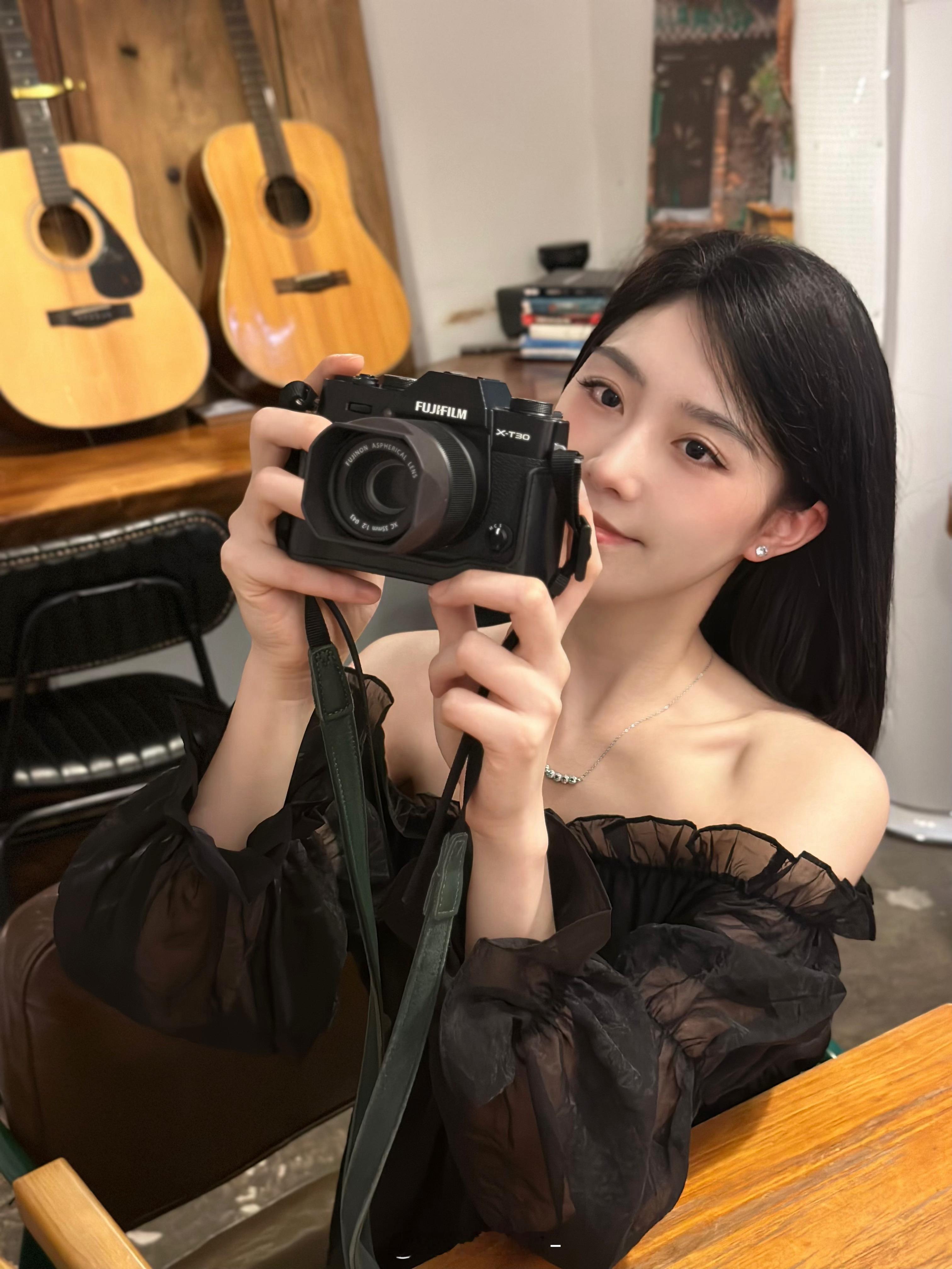 小写生活大写爱📷 ​​​