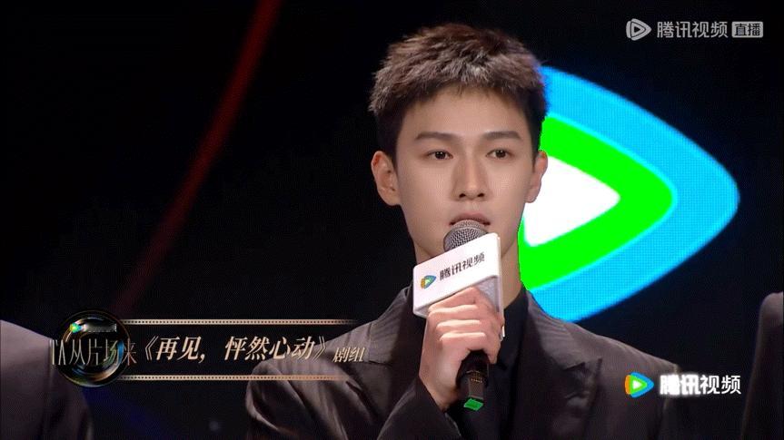 #李昀锐怎么又是你##李昀锐今天好忙#哈哈哈🆘李昀锐今天真的好忙，今天一天宣了