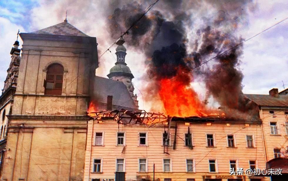 乌克兰传来消息

乌克兰空军24日通报，俄军当天发起了冲突以来规模最大之一的无人