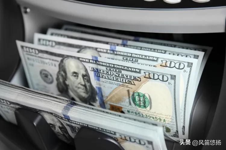 【特朗普要青史留名了】1861年美国开始大规模发行美元纸币，165年来，美元纸币