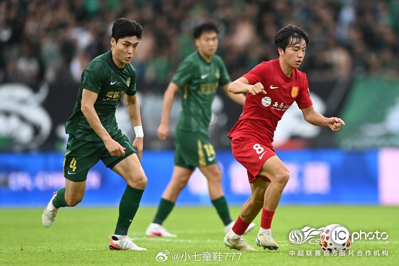 中足联认定李镇全辱骂对手中超联赛第4轮，浙江队主场0-1不敌重庆铜梁龙。这场比赛