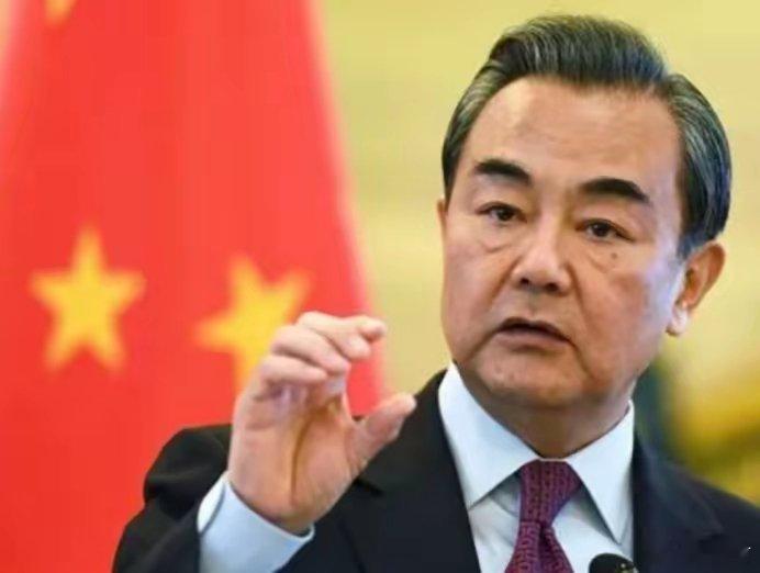 中柬泰外长会晤成功举行说白了，这次真正叫停这场战争的国家实际上是中国，中国正在用