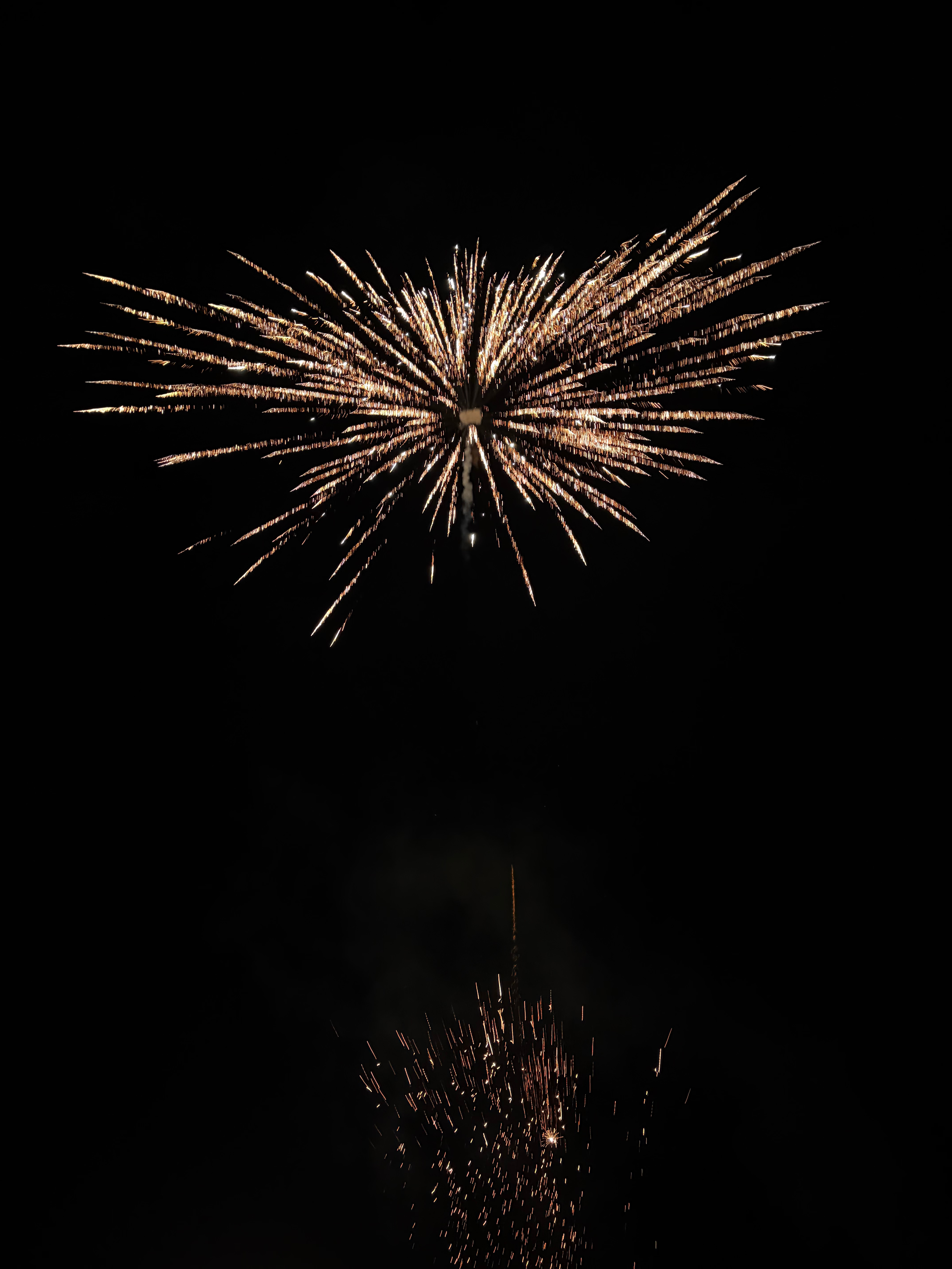 给大家看看烟花🎇 