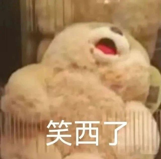 蜡染冰纹绘山河，蓝白交织显灵秀，草木染就的色彩里藏着自然的馈赠。 