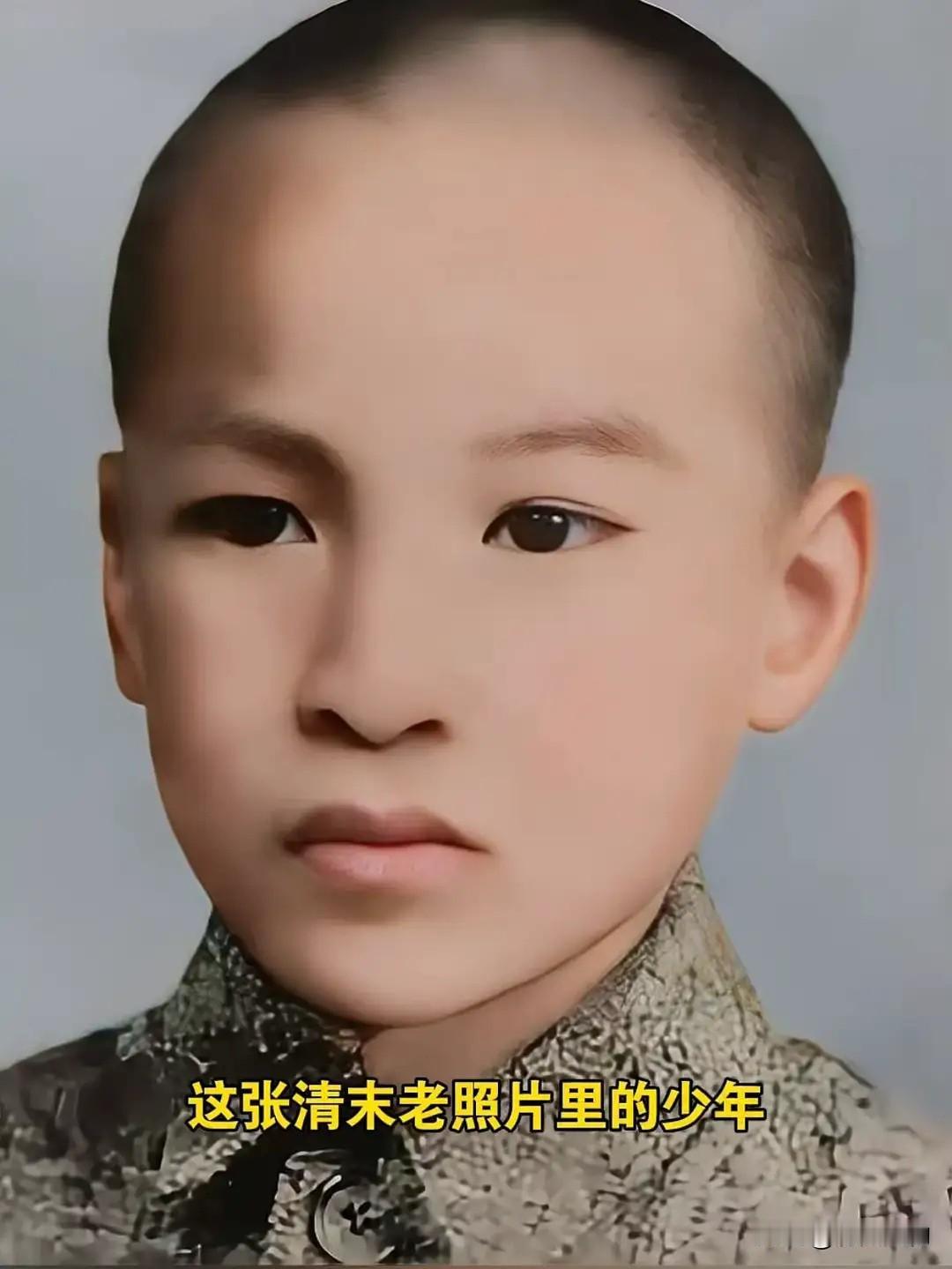 一组老照片，看蒋介石从清末少年到民国军政人物的容貌变迁 ​​​。老照片 蒋介石国
