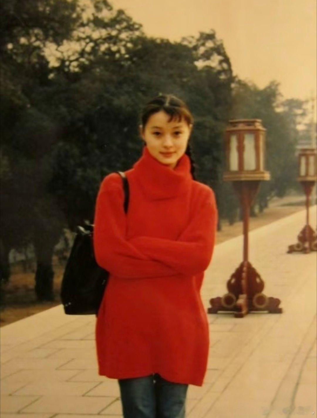 吴越：从纯情少女时代到成熟女性 