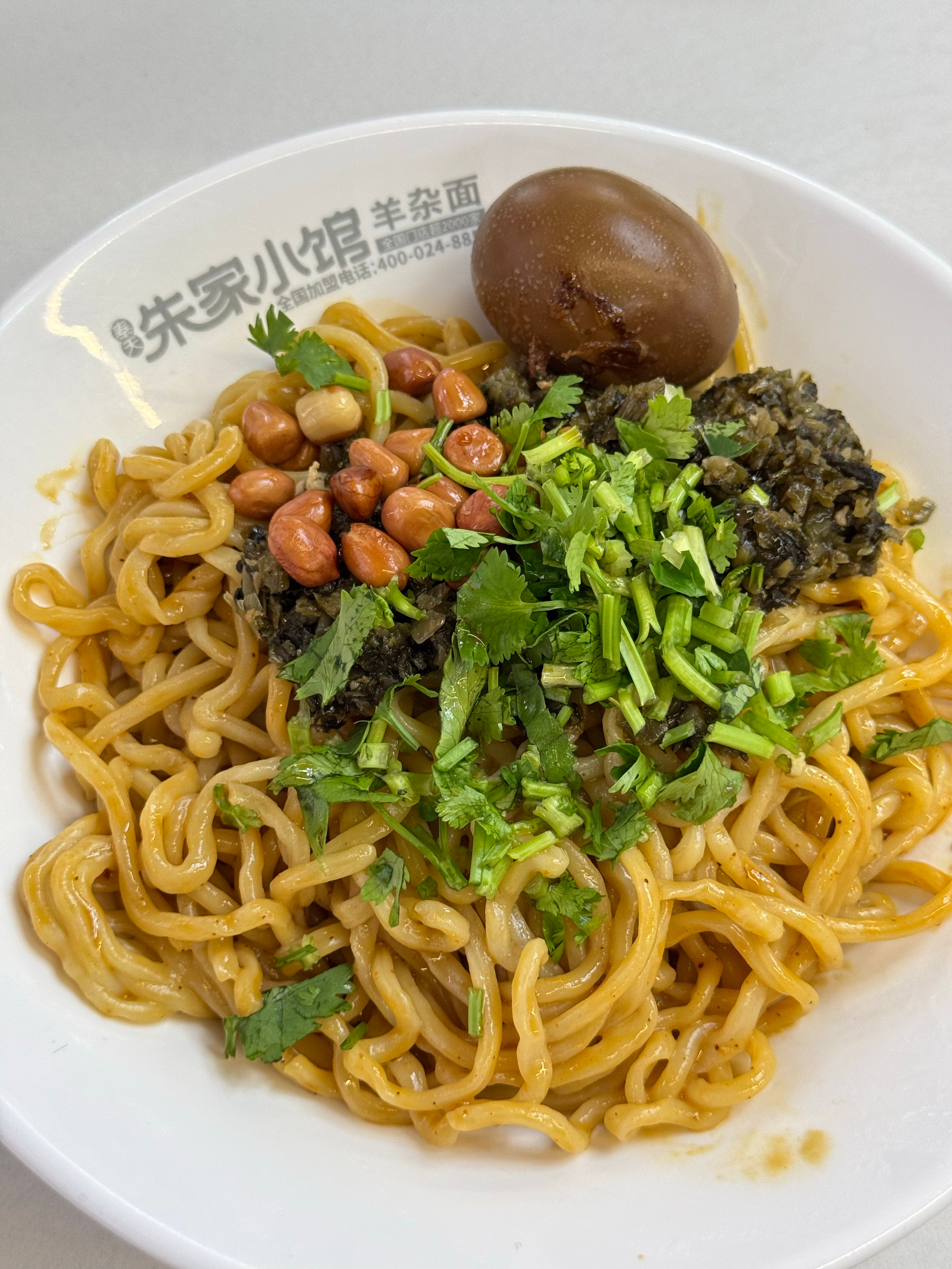 判断饿的最好方法，大半夜刷各种美食，感觉自己非常饿，但是想到冰箱里的速冻水饺，再