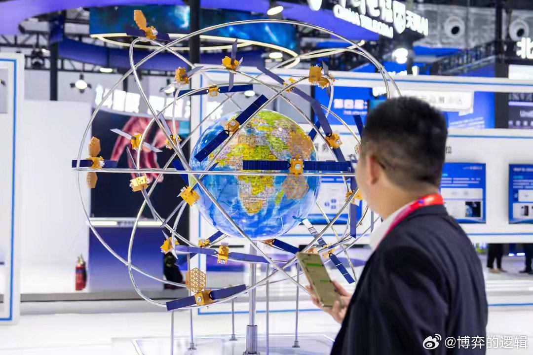 54年霸权垄断终落幕！137国脱离美国 GPS，耗资5000亿启用中国北斗波斯湾