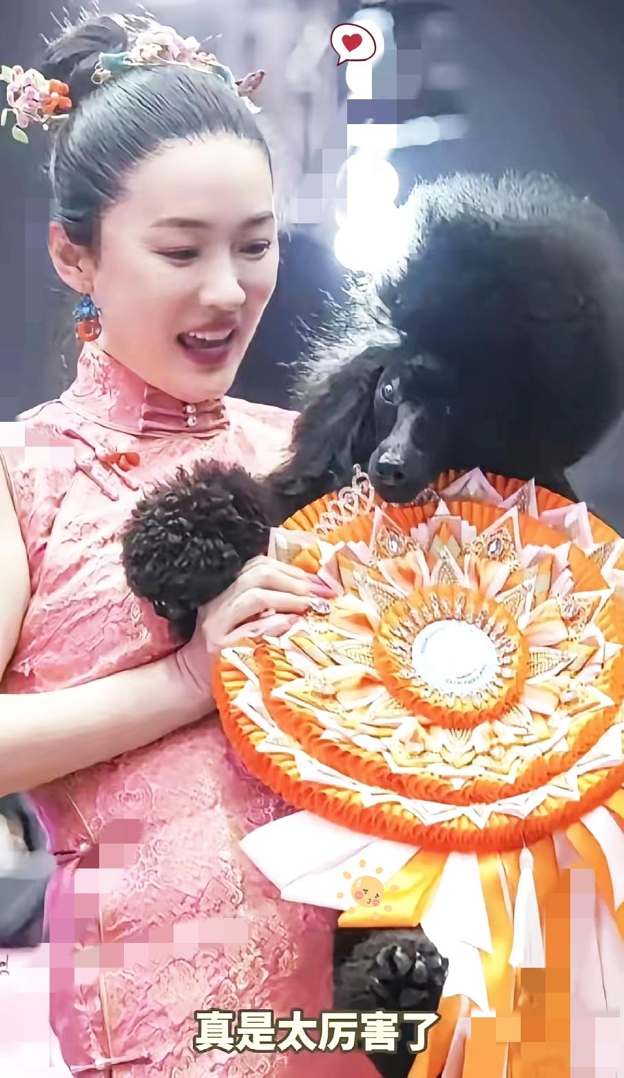 仔细琢磨过后才明白，霍思燕这次出圈真的太有底气了。

大家别误以为是明星身份、家