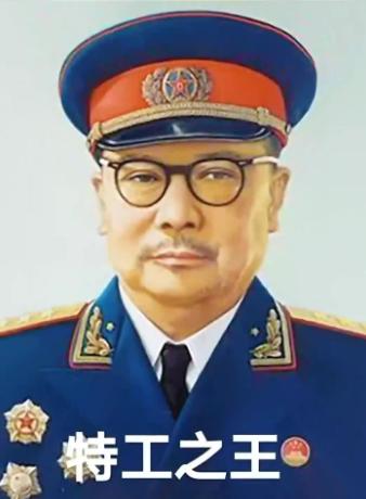 1943年，一个叛徒找到了李克农，说他已经知道错了，请求李克农给他一个机会，李克