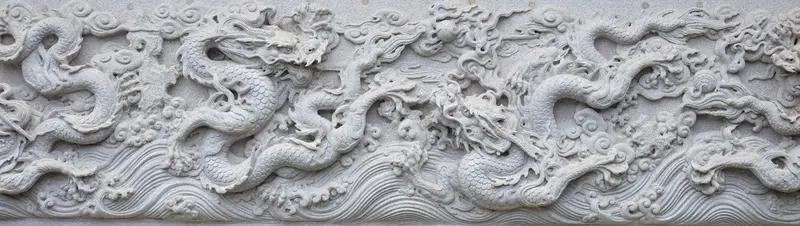 最近总听到外籍女性在中国搞婚姻诈骗的事儿，真让人无语。之前就有个越南姑娘，假装想