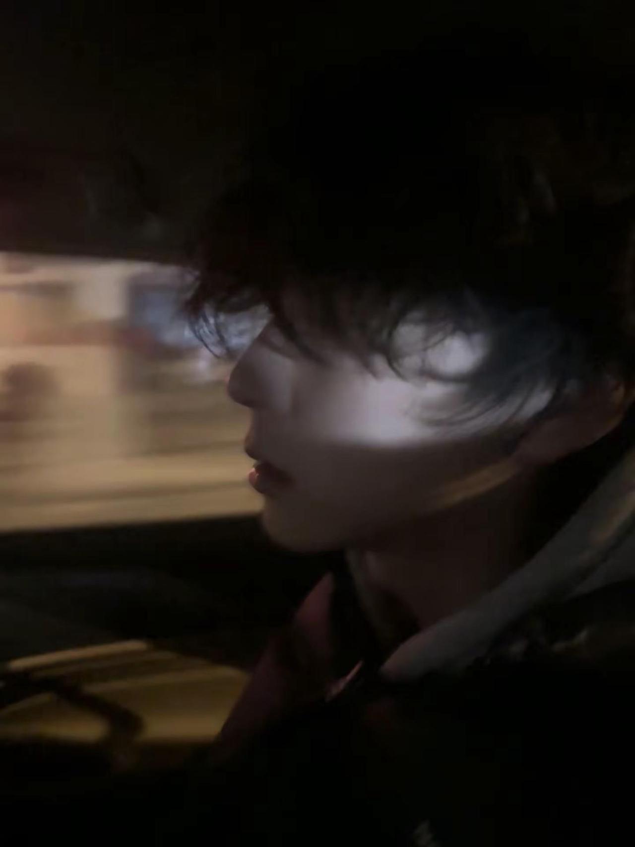 你很特别 但是我却很普通啊