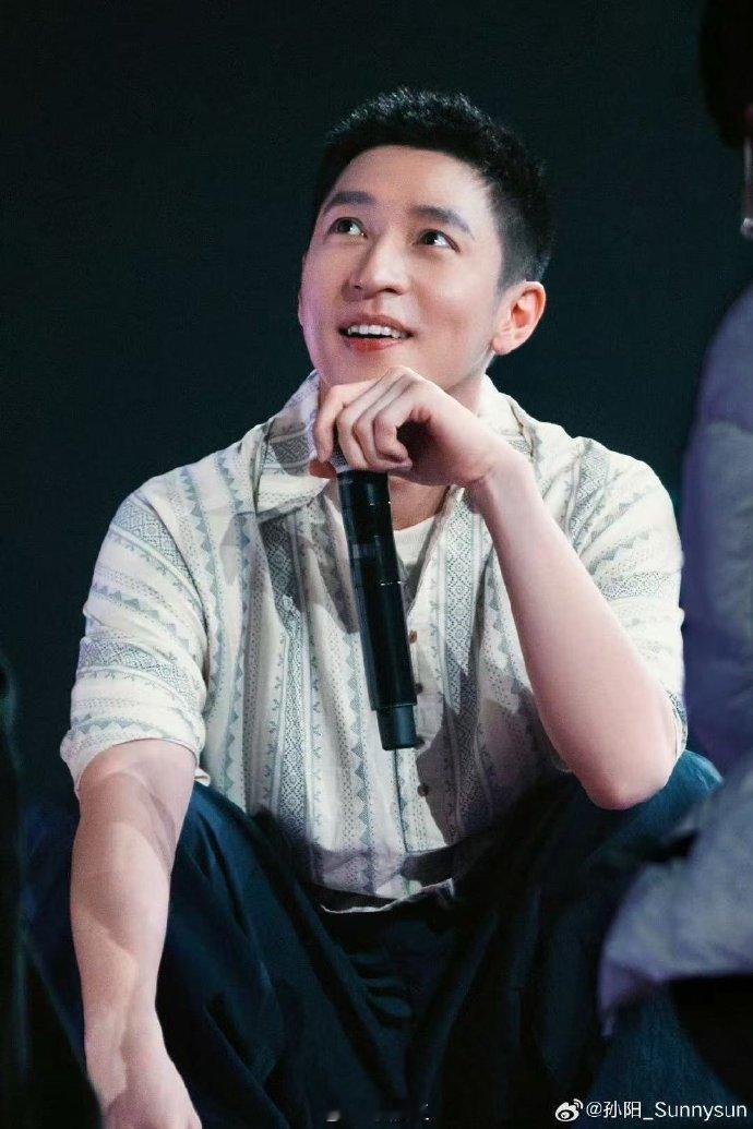 这届明星过年许愿演我 当这届明星过年许愿能演我时，感觉如同梦想成真。这就像是在遥