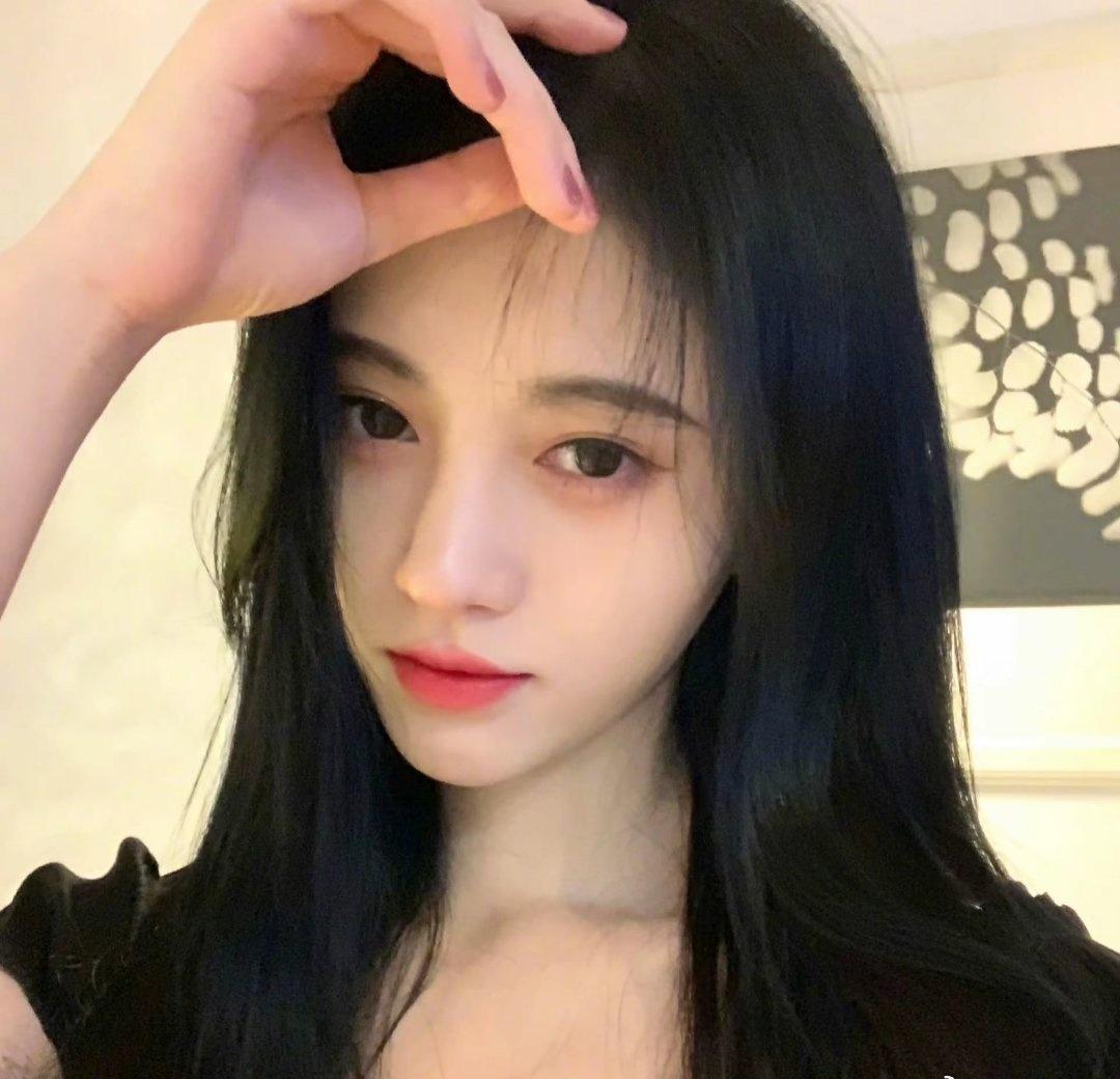 鞠婧祎jjy鞠婧祎露芜衣 jjy鞠婧祎美貌加持下34套华服 

等我的ip变成四