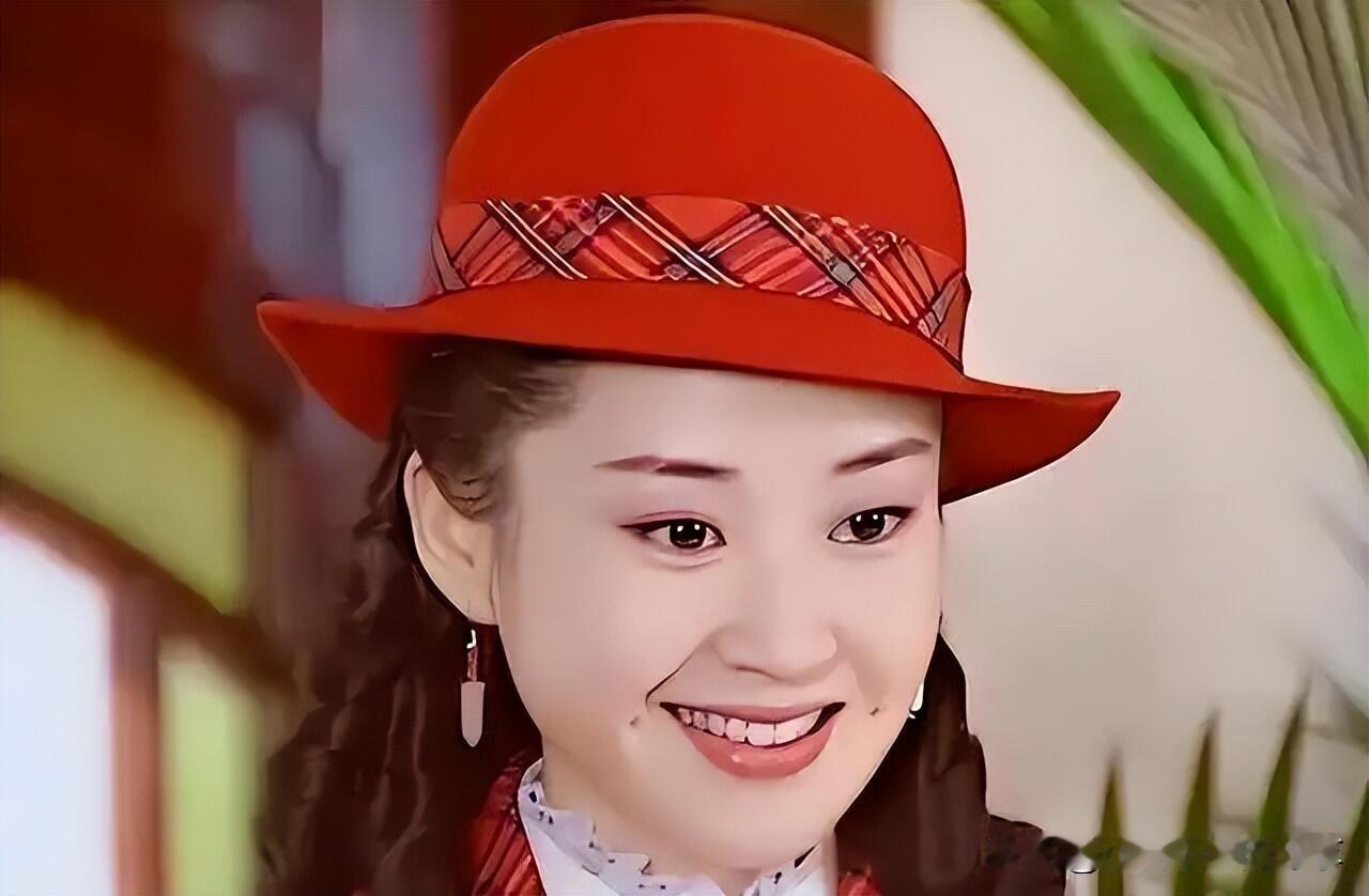 梅婷、王茜华、许晴她们都是十八九岁的样子，你觉得谁会是你第一眼看上就会惊艳的美女