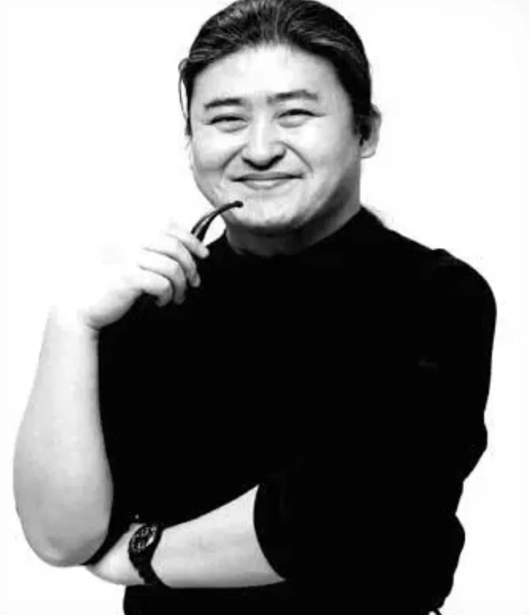 太突然，太震惊了！你是那一代人中最优秀、最有才、最儒雅的音乐家。
欢哥，你走的实