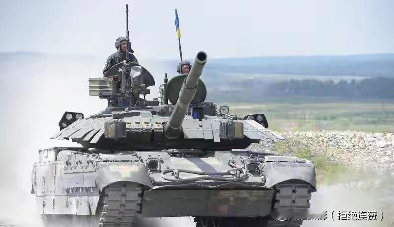 泰国采购的中国VT-4坦克前线炸膛？外媒趁机嘲讽，结果三名幸存的泰国士兵直接社交