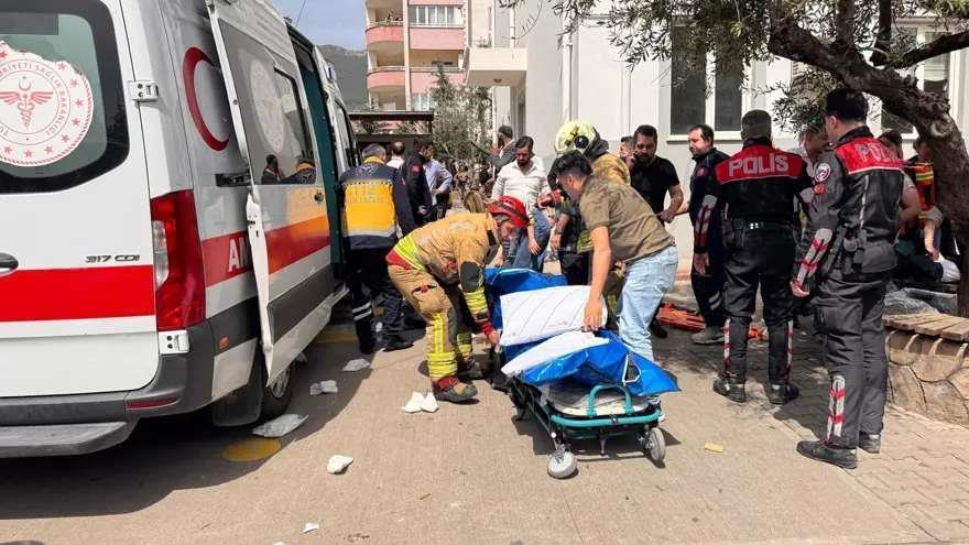 当地时间15日，土耳其卡赫拉曼马拉什省省长穆凯雷姆·于尼吕尔什证实，当天发生在该