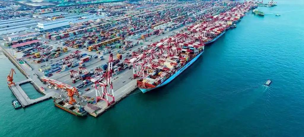 感受到疼了，巴拿马对中方喊话！
 
事情起因很简单。巴拿马外长承认，悬挂巴拿马国