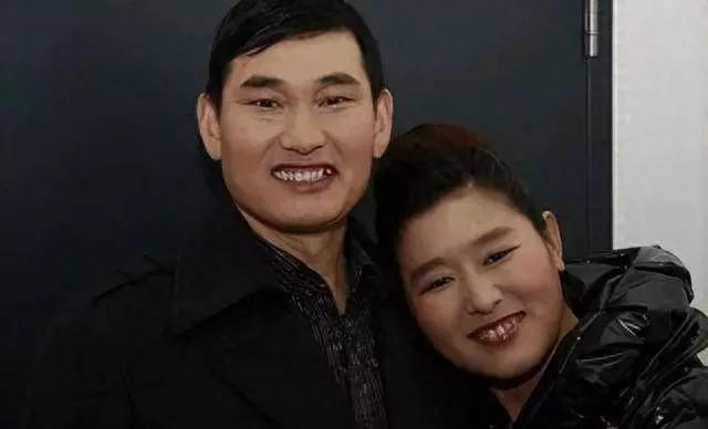 朱之文被传养着私生子，一堆不堪入目的谣言，像跳楼身亡、和儿媳生孩子等。他 201
