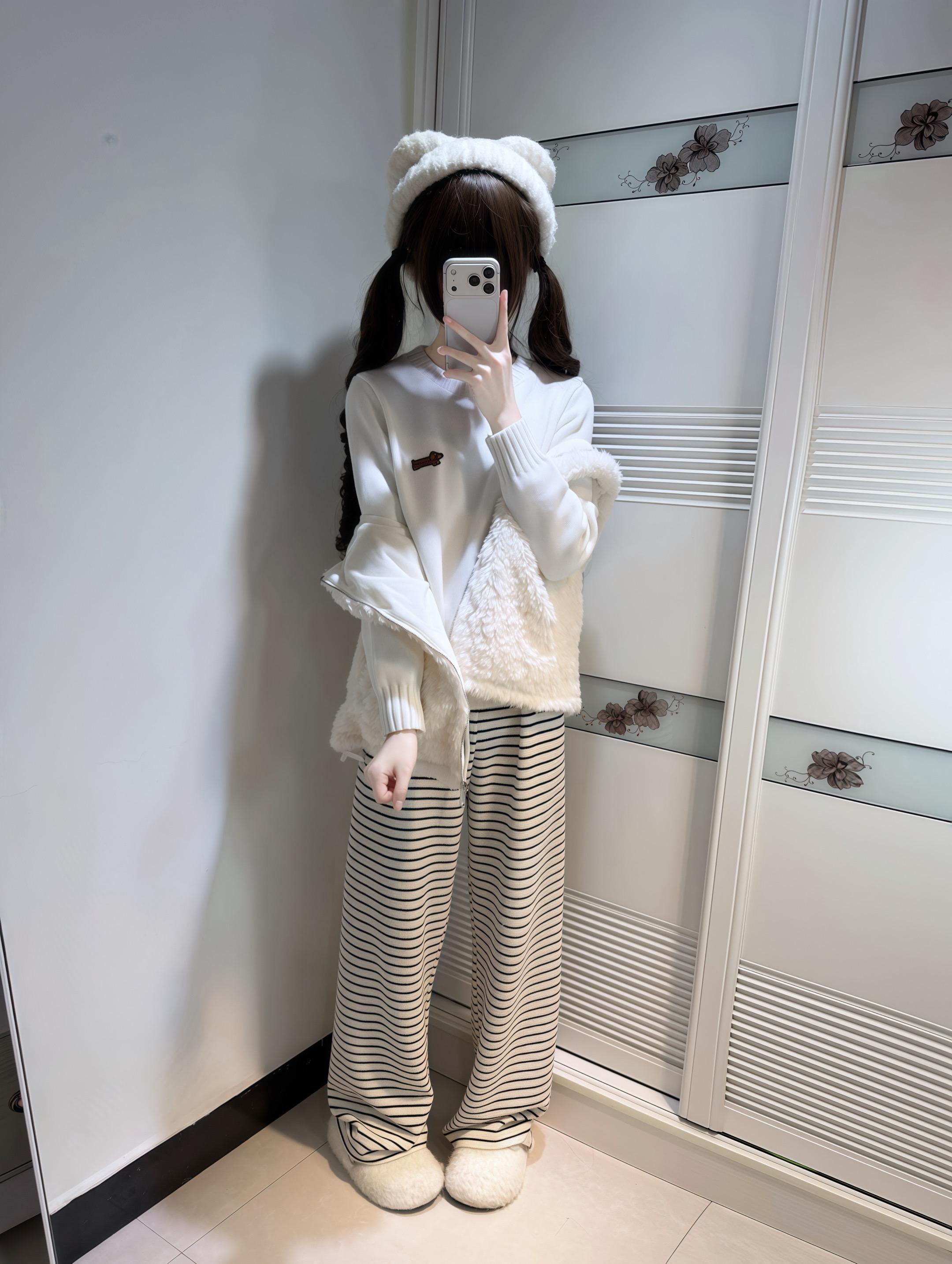 被你牵着的手是不可能的画面