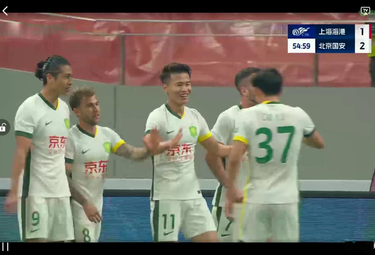 中超，林良铭1传1射，上海海港主场1：2遭北京国安逆转，卫冕前景堪忧！
2025