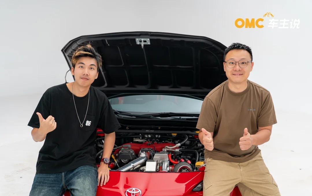 他说「这台86是一台有“车魂”的车」
每个喜欢车的男孩，童年里都有一台AE86。