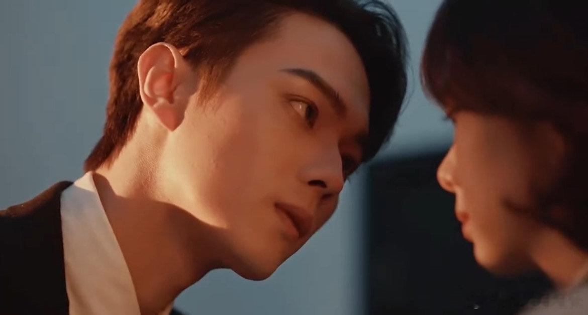 #许凯很帅但韩廷更帅#怎么办，我好像真的离不开许凯啦，这哥的五官比例很优越，韩廷