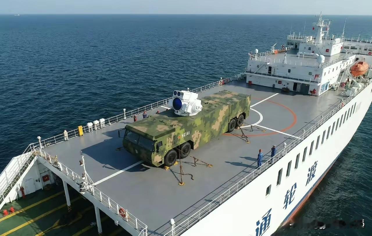 采用民船执行运送兵员、武器是再合适不过的事情，也是国内外的普遍做法。因为军用登陆