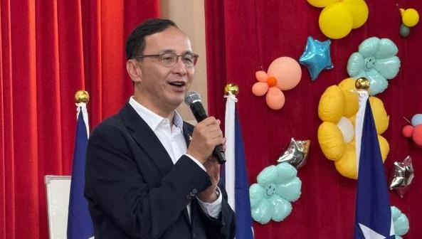 台湾国民党为啥死活不接受“一国两制”？不是不谈统一，而是担心台湾一旦被定性为地方