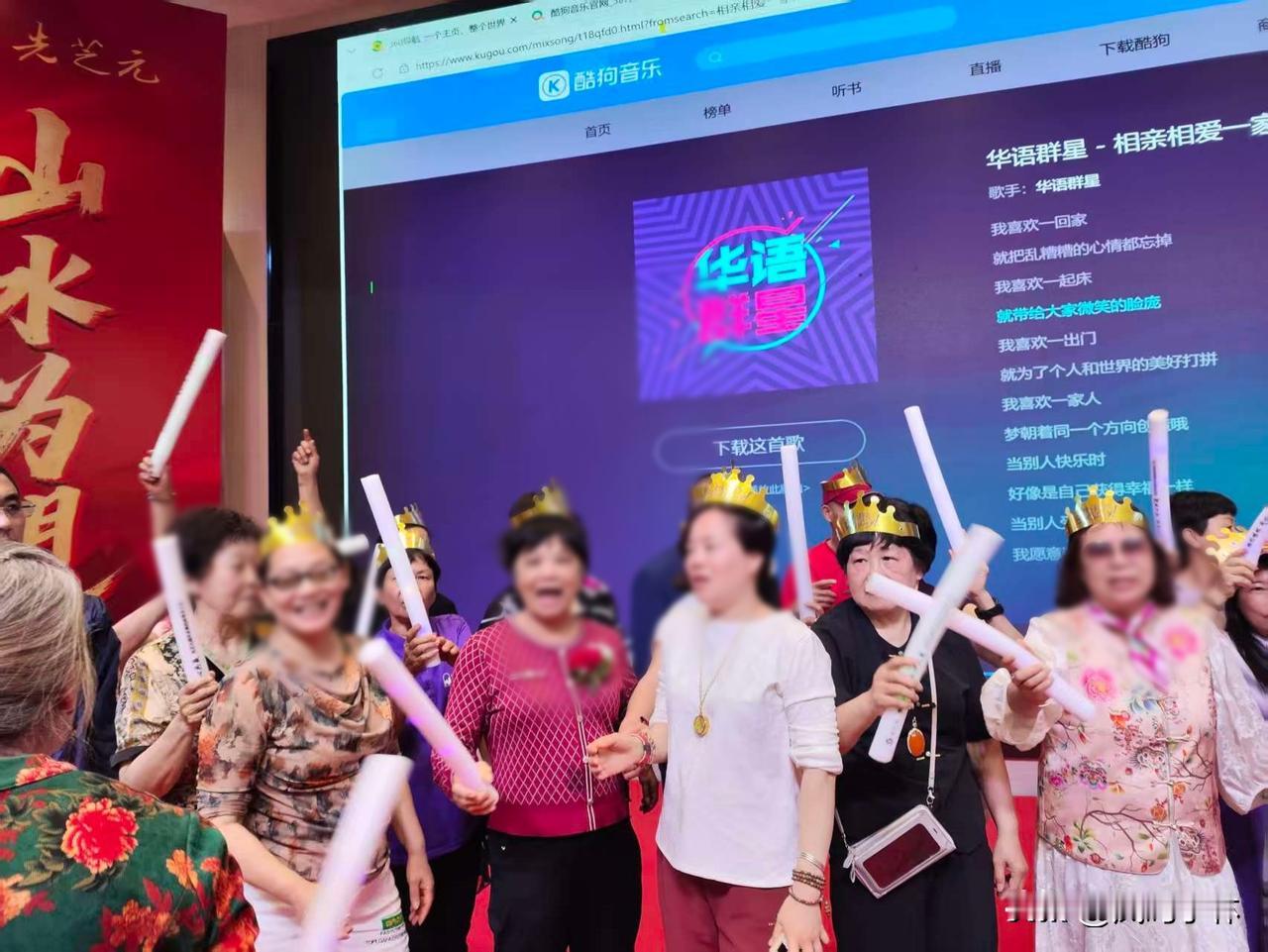 胡大姐是个没读过多少书的农村老太太，但性格开朗，喜欢热闹，尤其爱贪点小便宜。
