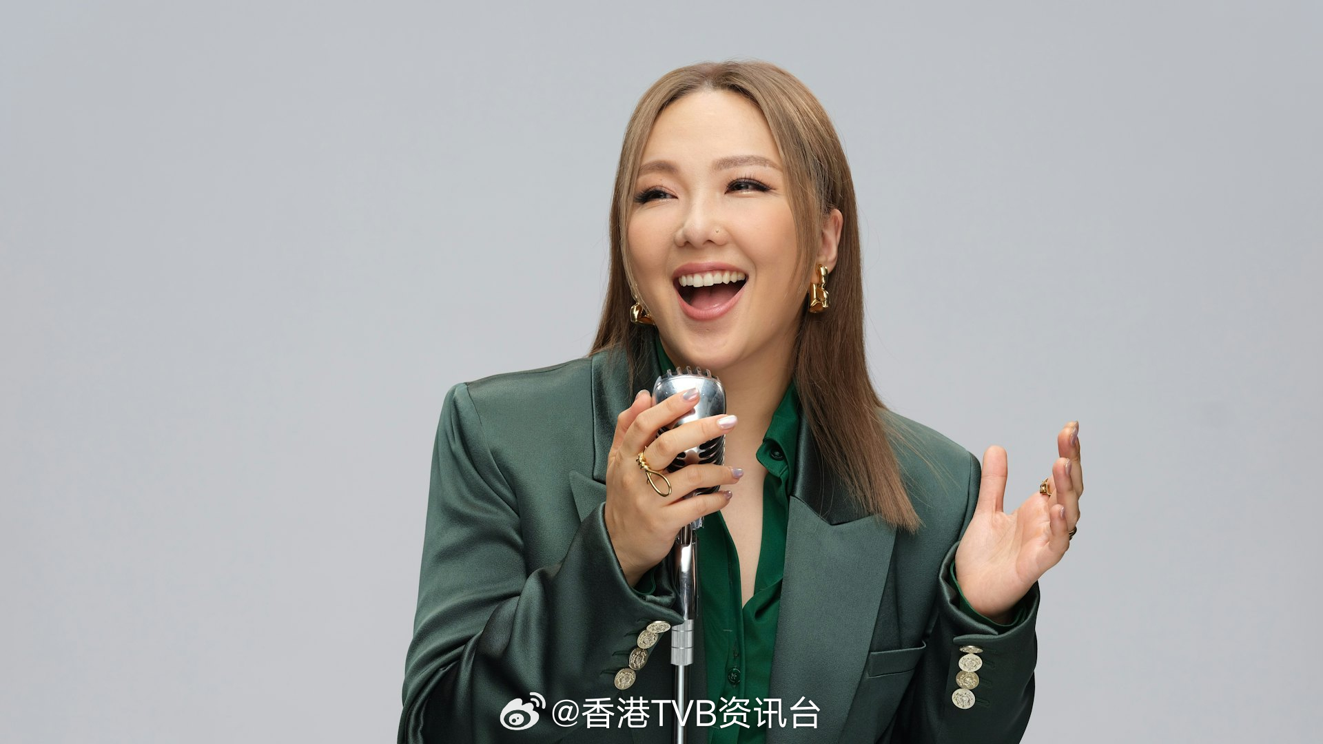 卫兰自爆成为独立歌手感迷茫焦虑　隔空求黎明任香港尾站嘉宾 | 香港01 艺人卫兰