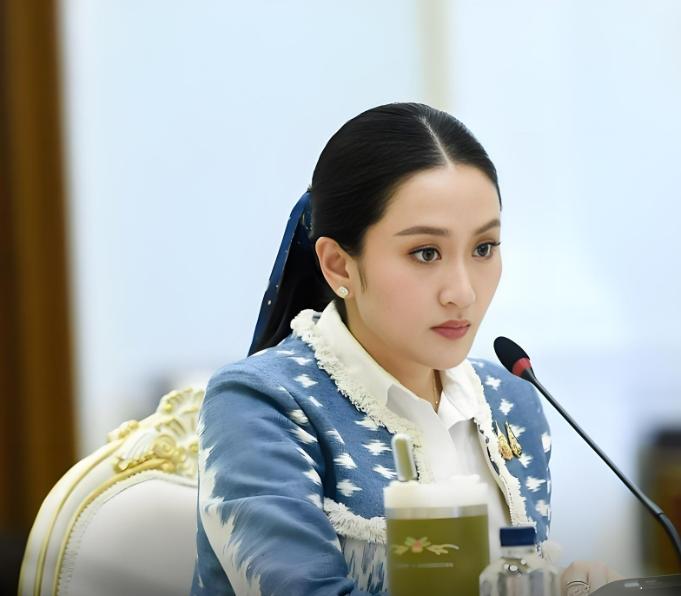 仗打赢了，他信家族却有难了，泰军方决定性胜利，佩通坦彻底绝望。

泰国政坛最近发