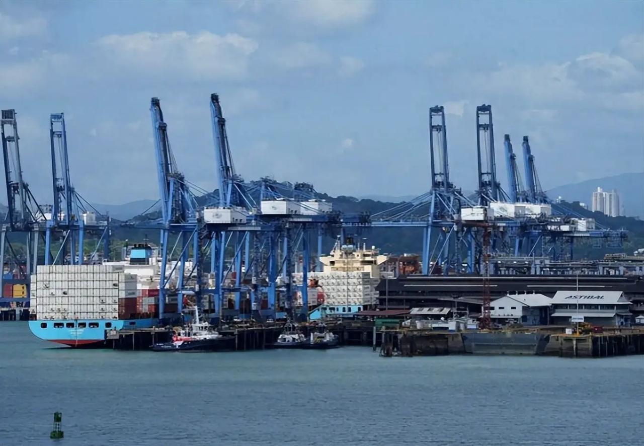 中美博弈升级：阿根廷项目被搅黄，巴拿马港口争夺战开始。
 
当把阿根廷射电天文望