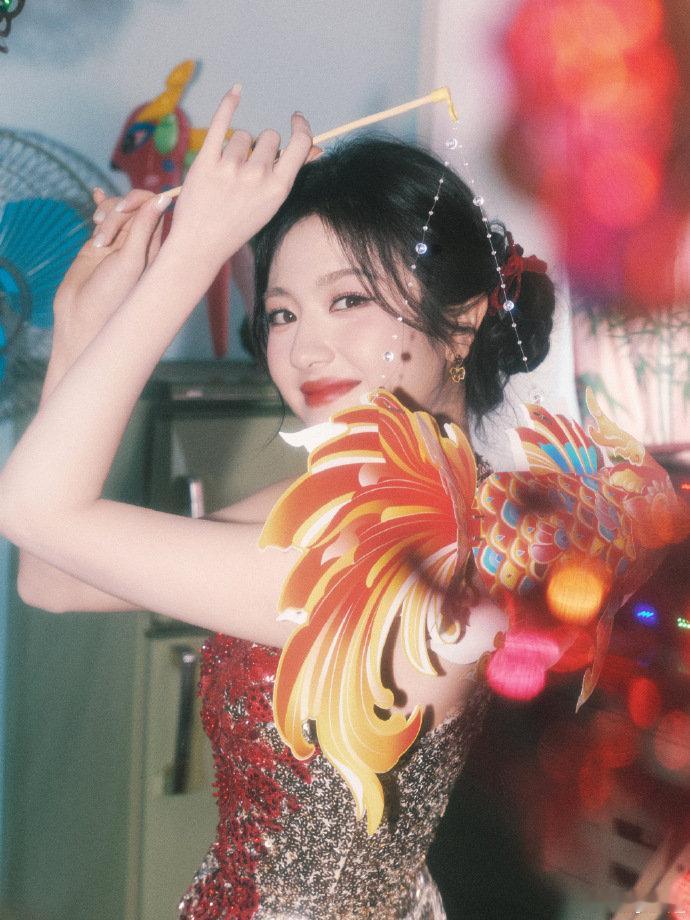 明星新春公式照 内娱新春公式照，我幻想中的新春写真belike... 内娱新春公