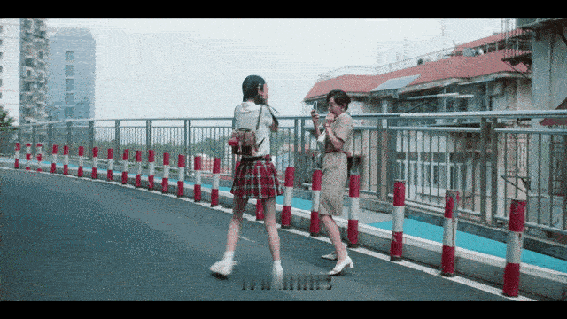 红发还原了孙俪的美貌红发造型真的是孙俪的“颜值封印解除”五官立体度直接拉满，妥妥