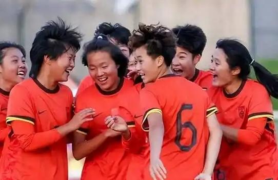 青训开花结果！U16女足力克法国，姑娘们就是中国足球的希望。