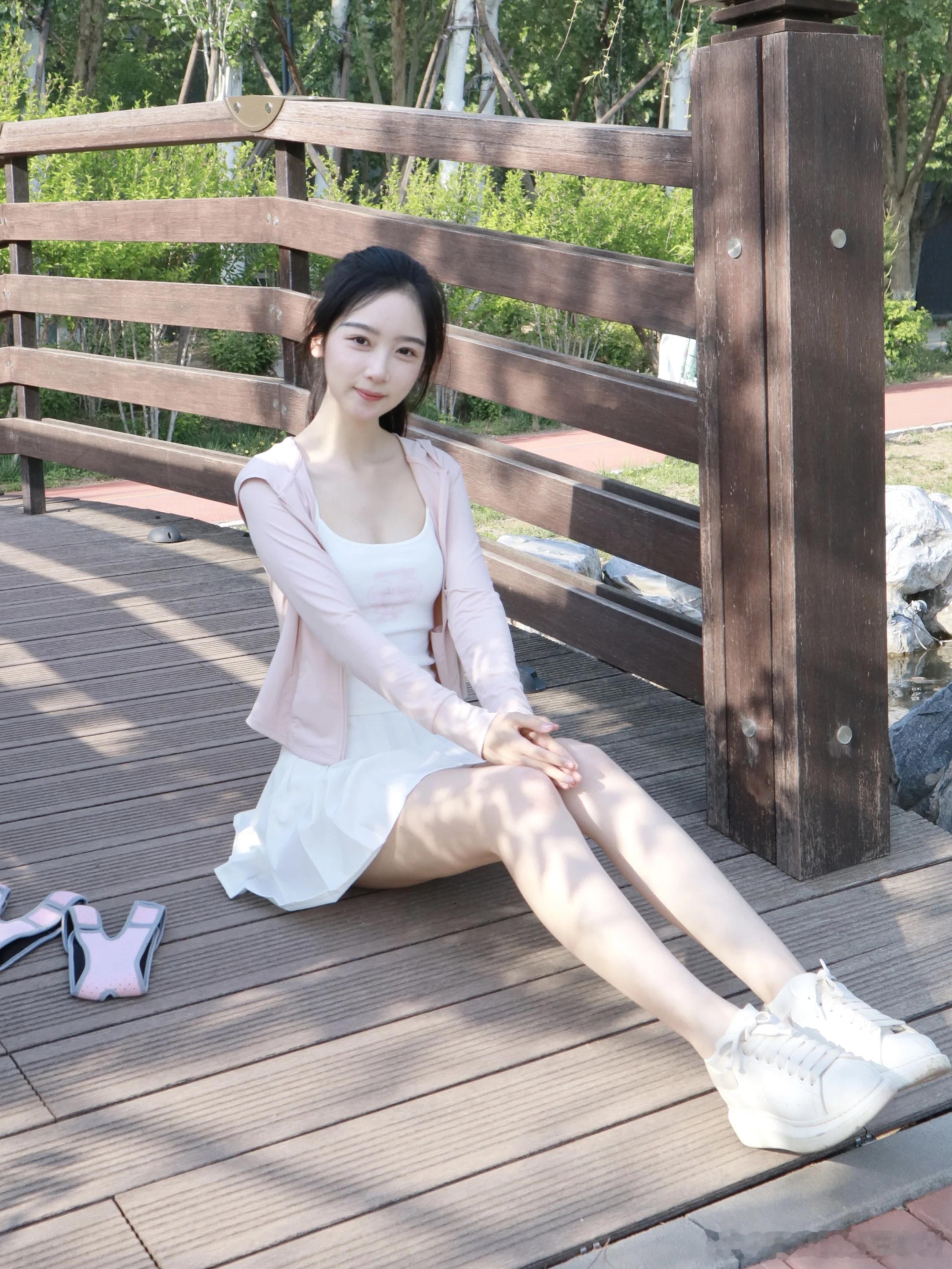 学姐陪你一起逛校园～ ​​​