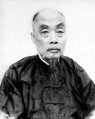 1897年，为了延续香火绵延子嗣，在原配妻子的安排下，张謇纳了一房小妾，可小妾迟