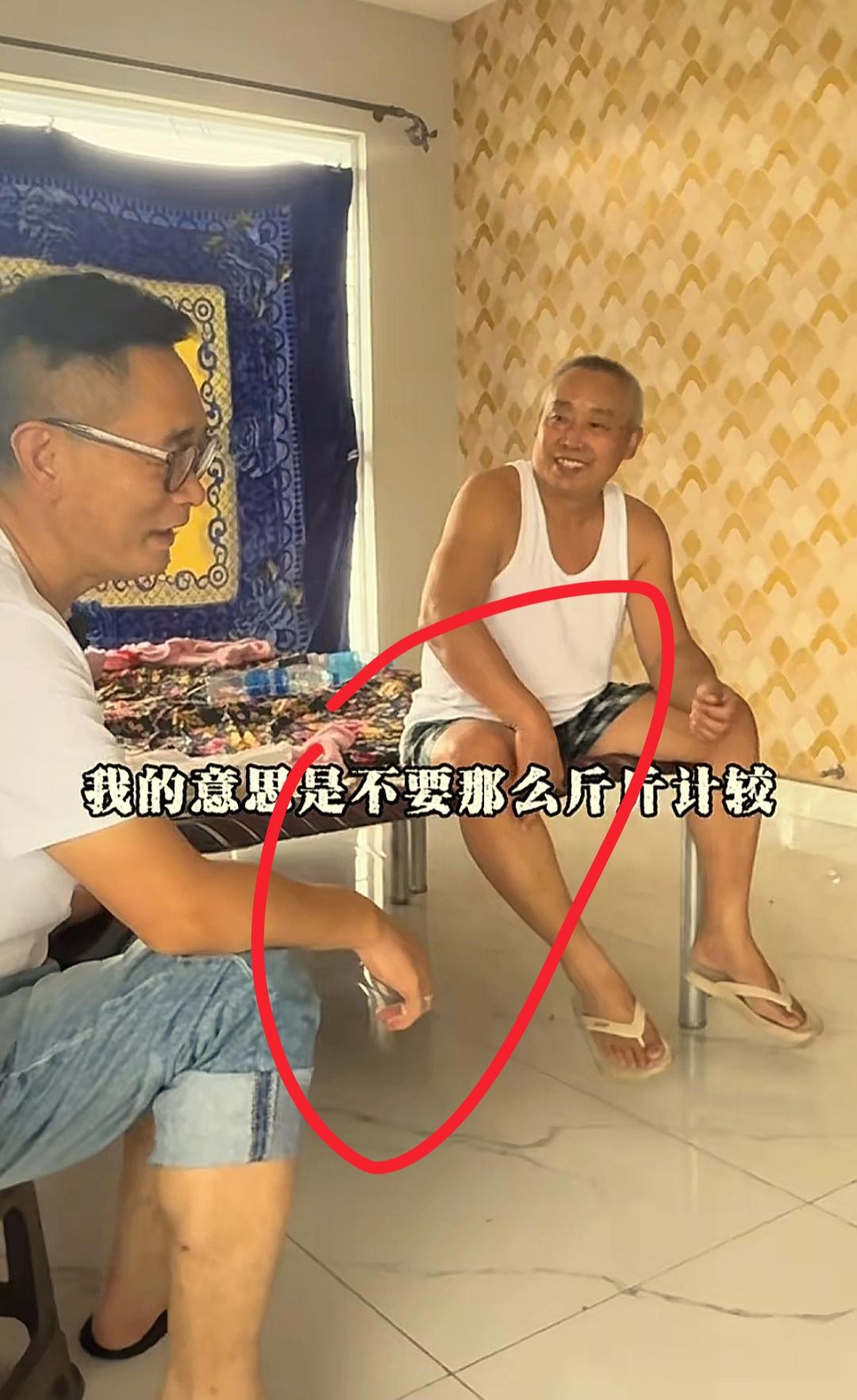 我预料到网友会质疑皮衣哥的水电平分规则
也预料到会有人替小石抱不平
万万没想到，