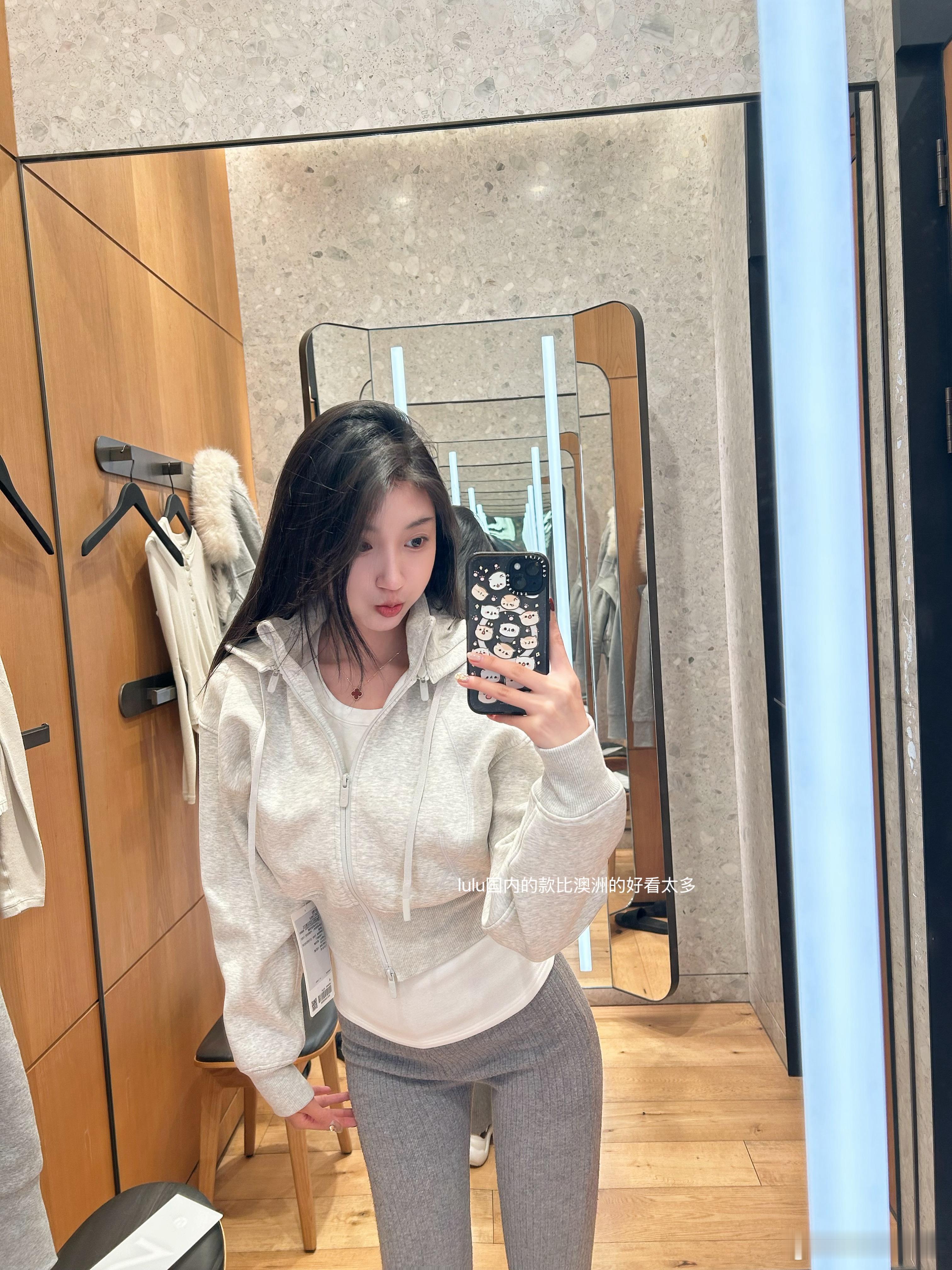 拍下幸福的瞬间 我也站在幸福里💭 OOTD[超话]  日常[超话]  