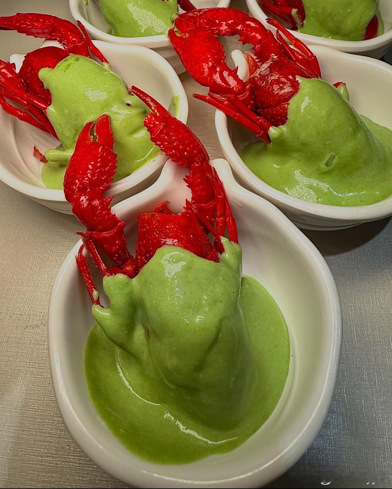 炸裂啊，芥末龙虾🦞 