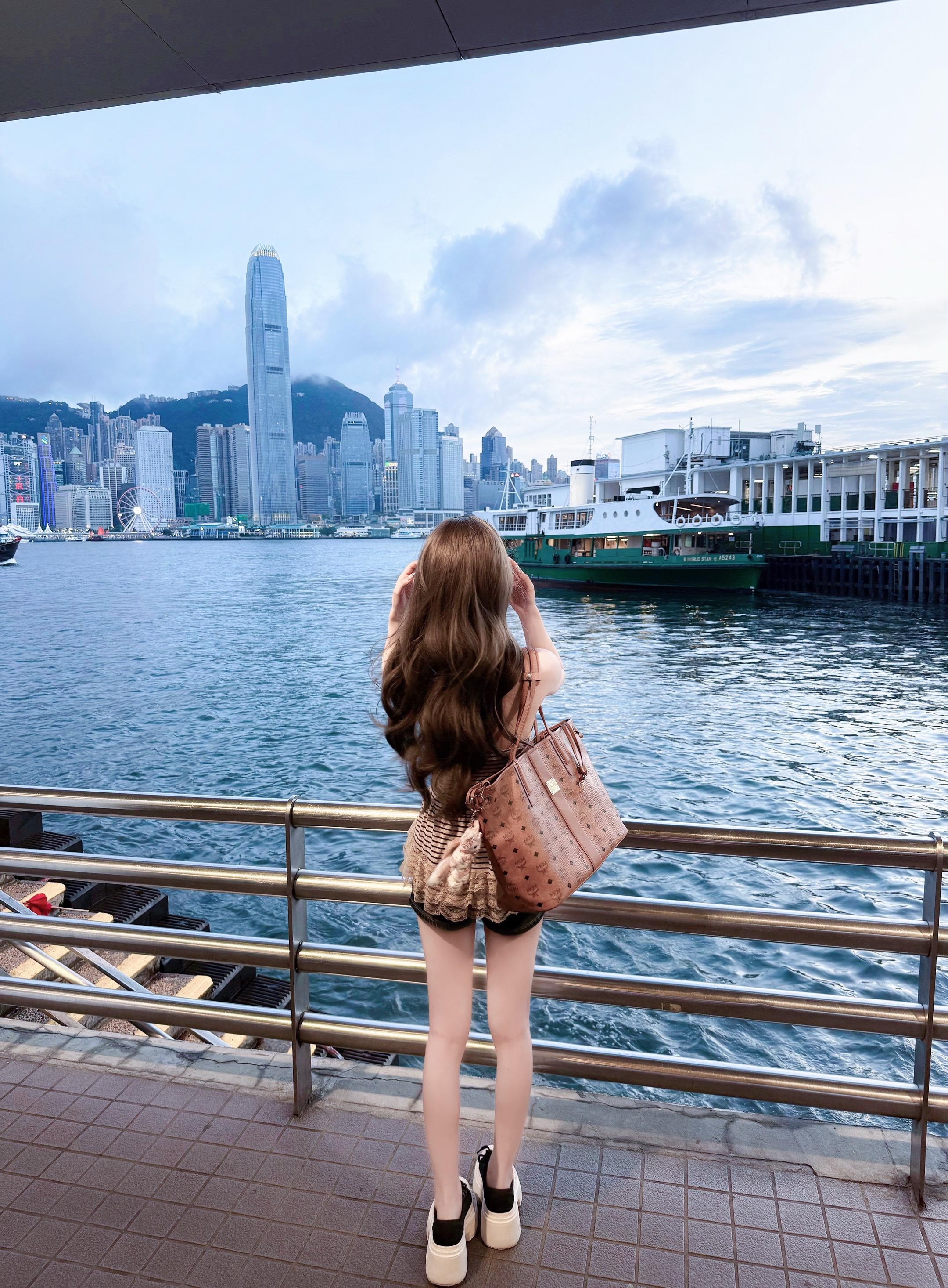 大部分人都没有你早上喝的那杯水对你影响大 却总被你过度放大他们对你的影响