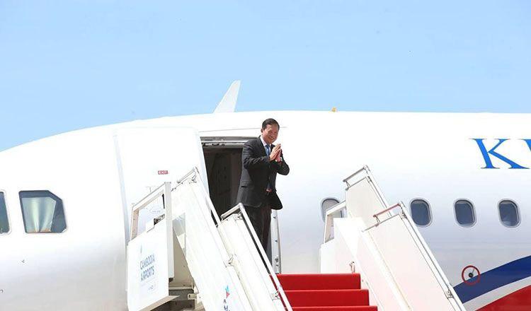 两位领导人几乎同时来到北京，他们相信中国

柬首相洪玛奈7月15日率先抵达北京，