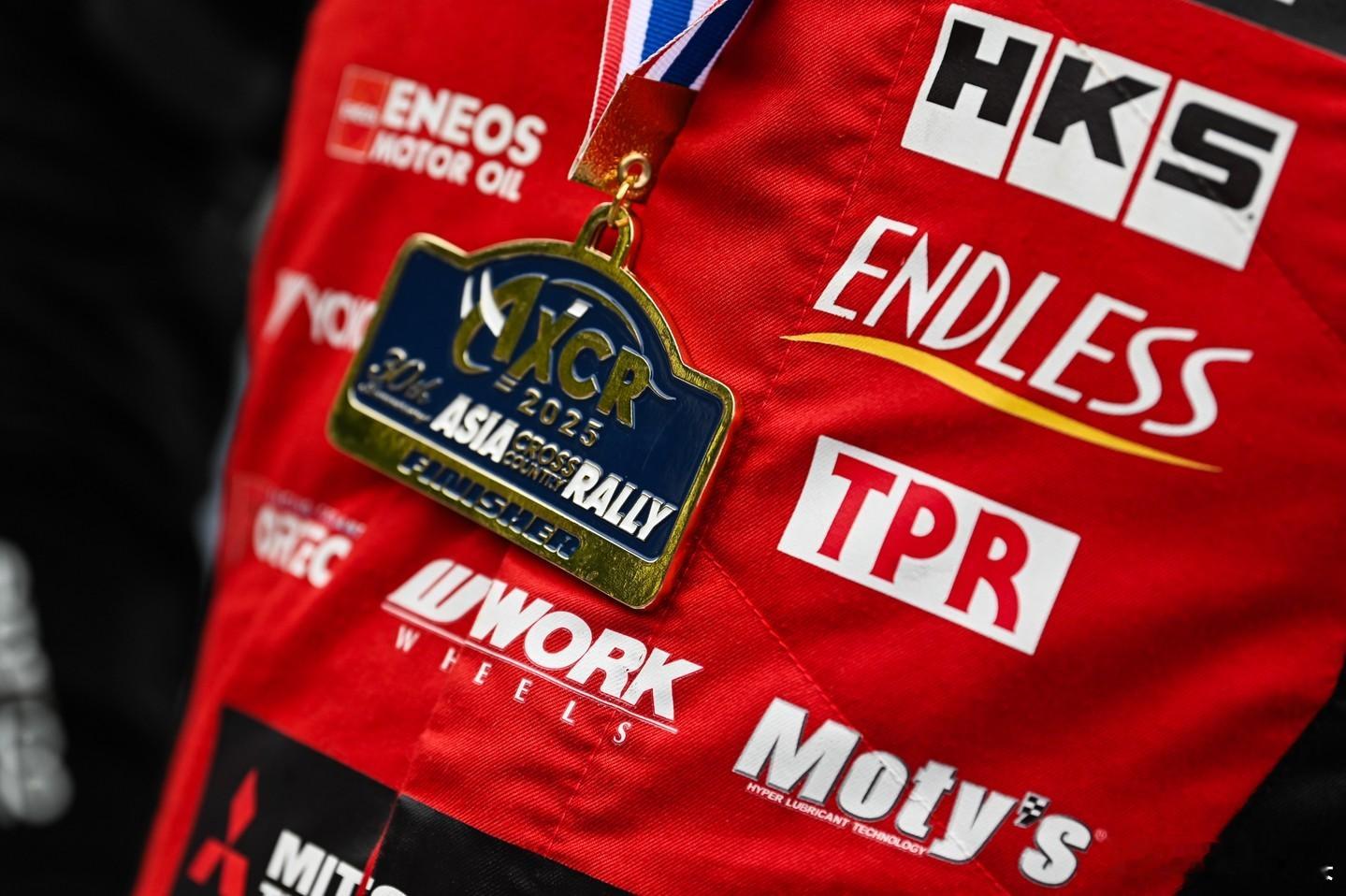 越野车  亚洲拉力赛，三菱拉力艺车队。TeamMITSUBISHIRALLIAR