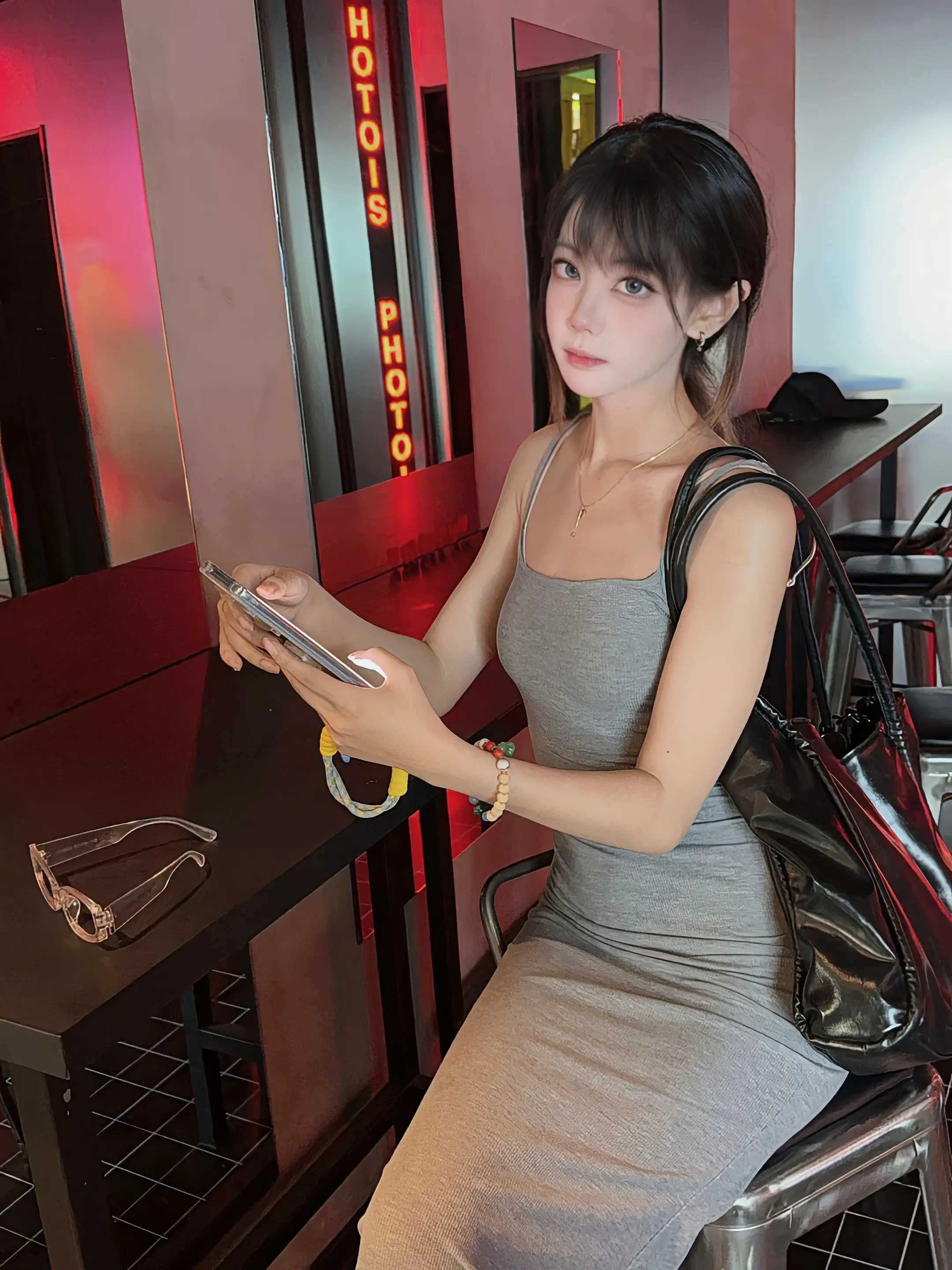 抛开我的缺点不谈 我不全是优点吗。