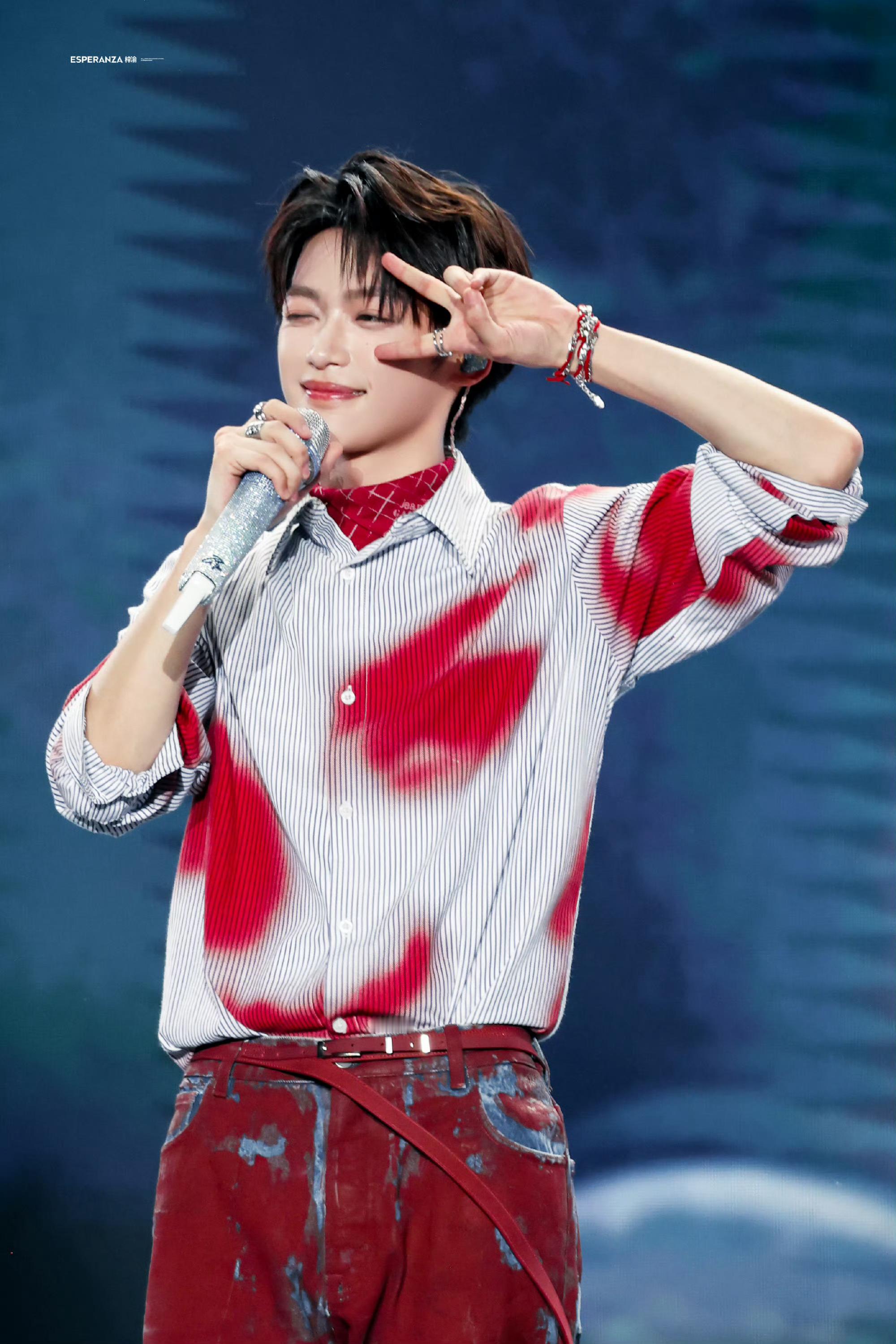 论梓渝80多位站姐的含金量音乐节神图收到手软太幸福了🥰梓渝80多位站姐 ​​​