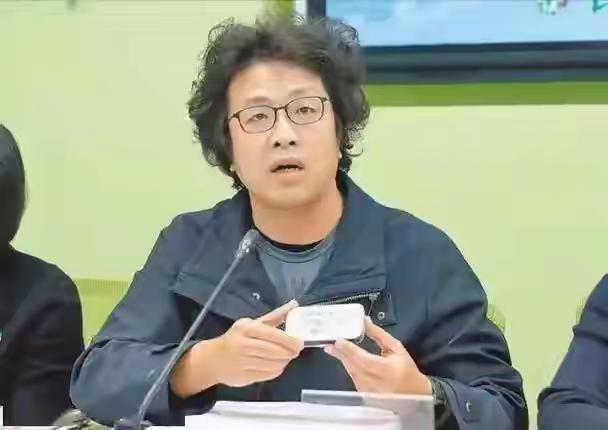 被重庆警方立案侦查的顽固“台独”分子沈伯洋居然嚣张地参选台北市长，中国警方能否效